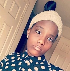 Meet your Posher, Terrica